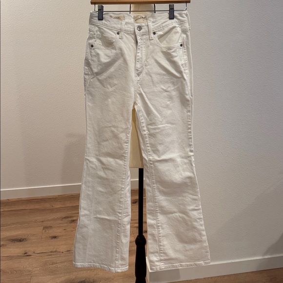 High waisted white denim Flare Jeans - Picture 9 of 11